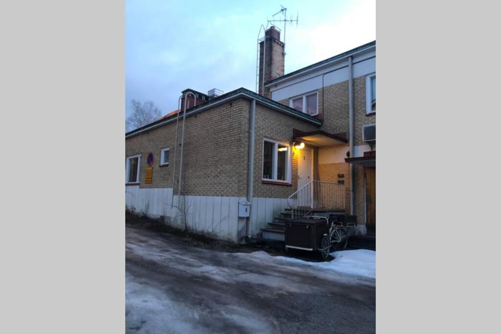 Yksioe 1 Km Jokirannasta Foeriltae/ 2 Km Torilta Apartment Turku Bagian luar foto